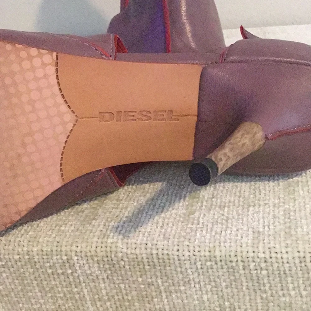 Diesel Purple Leather T-Strap High Heels with Red Accents